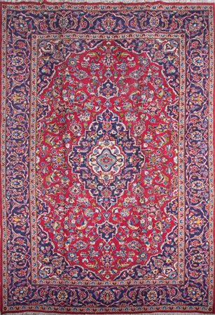 Tappeto Kashan Persia Fondo blu con decorazioni nei toni del beige del rosso...