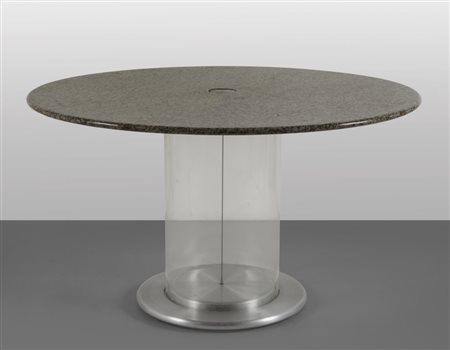 CLAUDIO SALOCCHI Un tavolo della serie "Elisse" per SORMANI, 1968. Alluminio,...