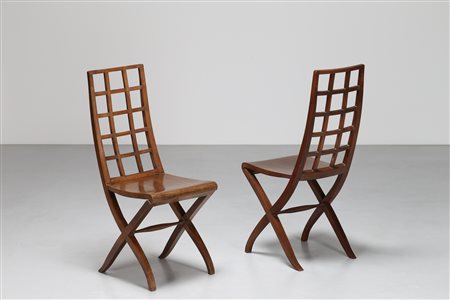 TEMPESTINI MAURIZIO (1908 - 1960) Coppia sedie in legno di noce con schienale...
