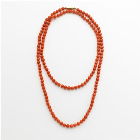 Collana in corallo color arancio del mediterraneo, con boules da mm 6,5 a mm...