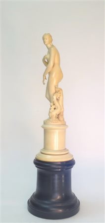 Grande venere in avorio Francia Scuola Dieppe periodo Luigi XVI 1790 ca. h cm 43