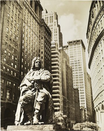 Berenice Abbott, Springfield 1898 - Monson 1991, De Peyster Statue, Bowling...