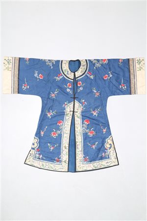 Arte Cinese Vestito in seta blu. Cina, dinastia Qing, XIX secolo. . Cm...