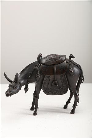 Arte Cinese Bruciaprofumi in bronzo a forma di asino Cina, dinastia Qing,...
