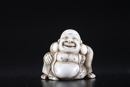 Arte Giapponese Netsuke in avorio raffigurante Hotei. Possibilmente...