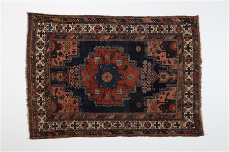 AFCHAR Tappeto orientale. Persia del Sud. Lana e cotone. Cm 127,00 x 179,00....