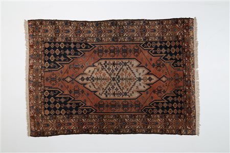 MASLEGAN Tappeto orientale. Persia. 1920. Lana e cotone. Cm 130,00 x 192,00....