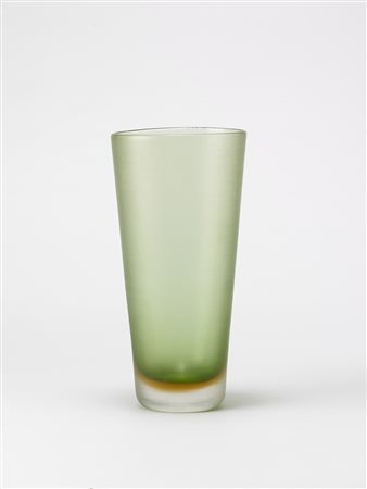 Paolo Venini (Milano 1895 -Venezia 1959) Vaso della serie "incisi". Venini,...