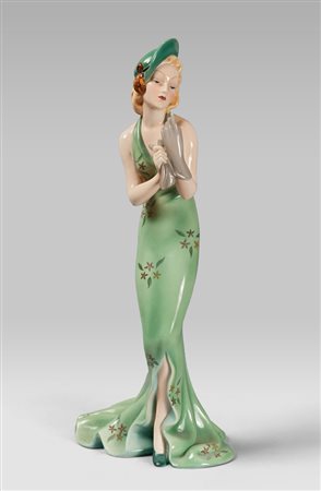 FIGURA DI DONNA IN CERAMICA, ZACCAGNINI PRIMA METÁ XX SECOLO a smalto verde e...