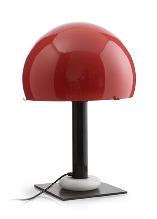 LAMPADA DA TAVOLO VENINI, 1985 con diffusore in opaline rosso, struttura e...