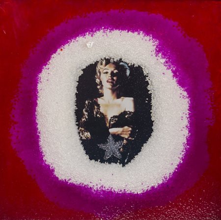 OMAR RONDA (1947)Marilyn Frozen, 2005 Inclusione in resinaCm 50x50Firma,...