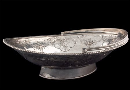 Cestino argento con manico oscillante Giorgio III Londra . Arg 800 /°°° gr. 820