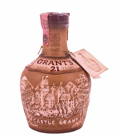 Grant's - Castle Grant - 21 years old ( Tot. 1 bt 0,70 lt. Ceramic amphora)