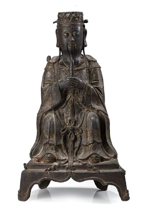 Scultura in bronzo con tracce di laccatura e doratura raffigurante un...