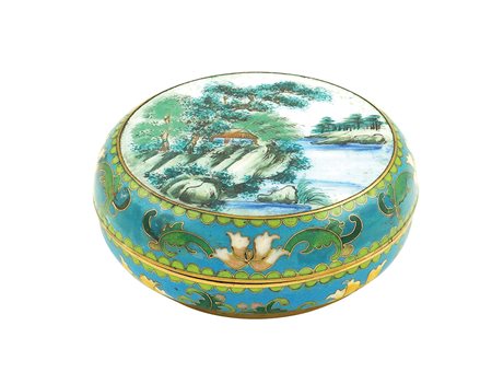 Scatola in smalto guilloché, Cina XX secolo A Chinese guilloché enamel box,...