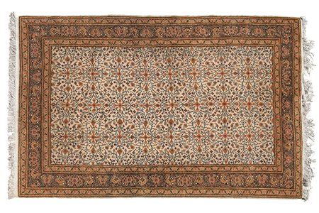 Tappeto Kayseri Turchia, XX Sec. 220x148 cm. a disegno floreale, colori...