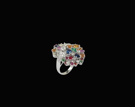 Anello "tutti frutti" in oro bianco 18kt peso 19,0 gr. con diamanti taglio...