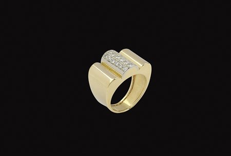 Anello a ponte in oro giallo 18kt peso 12,4 gr. con diamanti taglio brillante...