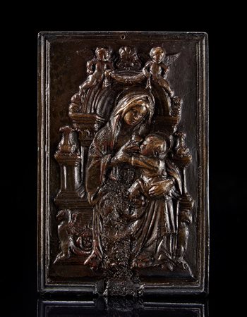 Arte toscana del sec. XVII "Madonna con Bambino" placca in bronzo (cm 15x8,2)...