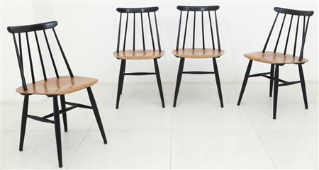 QUATTRO SEDIE, anni "50. Legno verniciato, compensato curvato di teak....