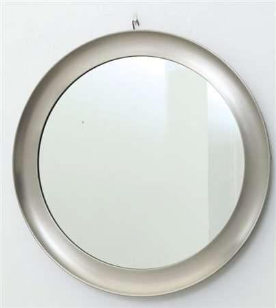 SERGIO MAZZA Uno specchio da parete "Narcisso" per ARTEMIDE, anni "60. Ottone...