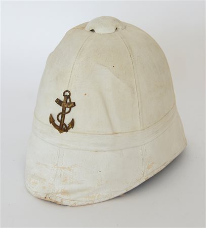 Casco coloniale della fanteria di marina, modello 1886 circa. In tela bianca....