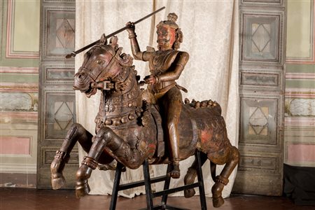 Arte Indiana Importante scultura equestre in legno policromo con tracce di...