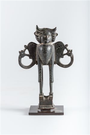 Arte Islamica Figura in bronzo raffigurante un animale mitologico Iraq, forse...