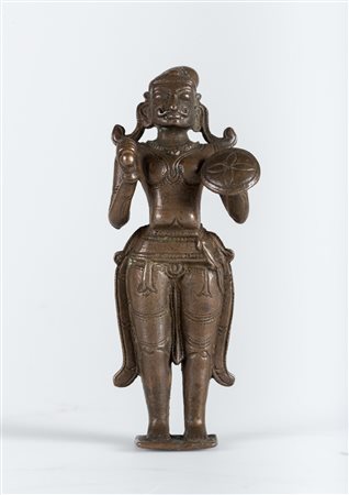 Arte Indiana Bronzo raffigurante un uomo con uno scudo India Meridionale,...