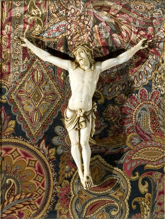 MANIFATTURA ITALIANA DEL XVIII SECOLO Cristo in avorio scolpito. . Cm 28,00 x...