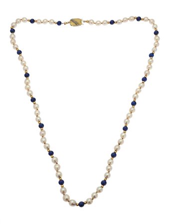 COLLANA Lunghezza cm 67 composta da un filo di perle giapponesi del diam di...