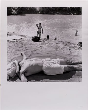 FRANCO VACCARI (1936) Amici, 1959/1995 Fotografia in bianco e nero cm 50x40...